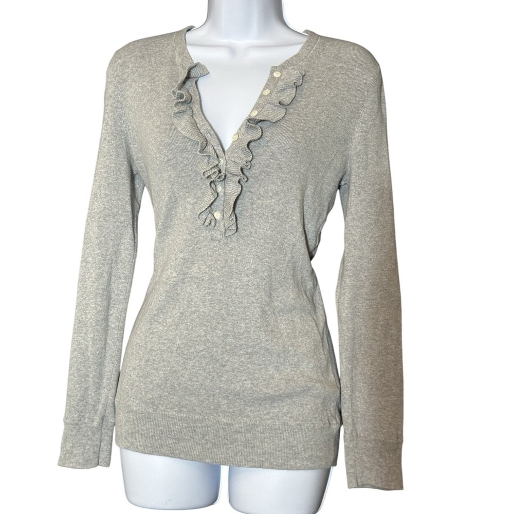 GAP Y2K Gray Ruffle Henley Sweater Prep Mall 
Bella‎ swan Form Fitting M